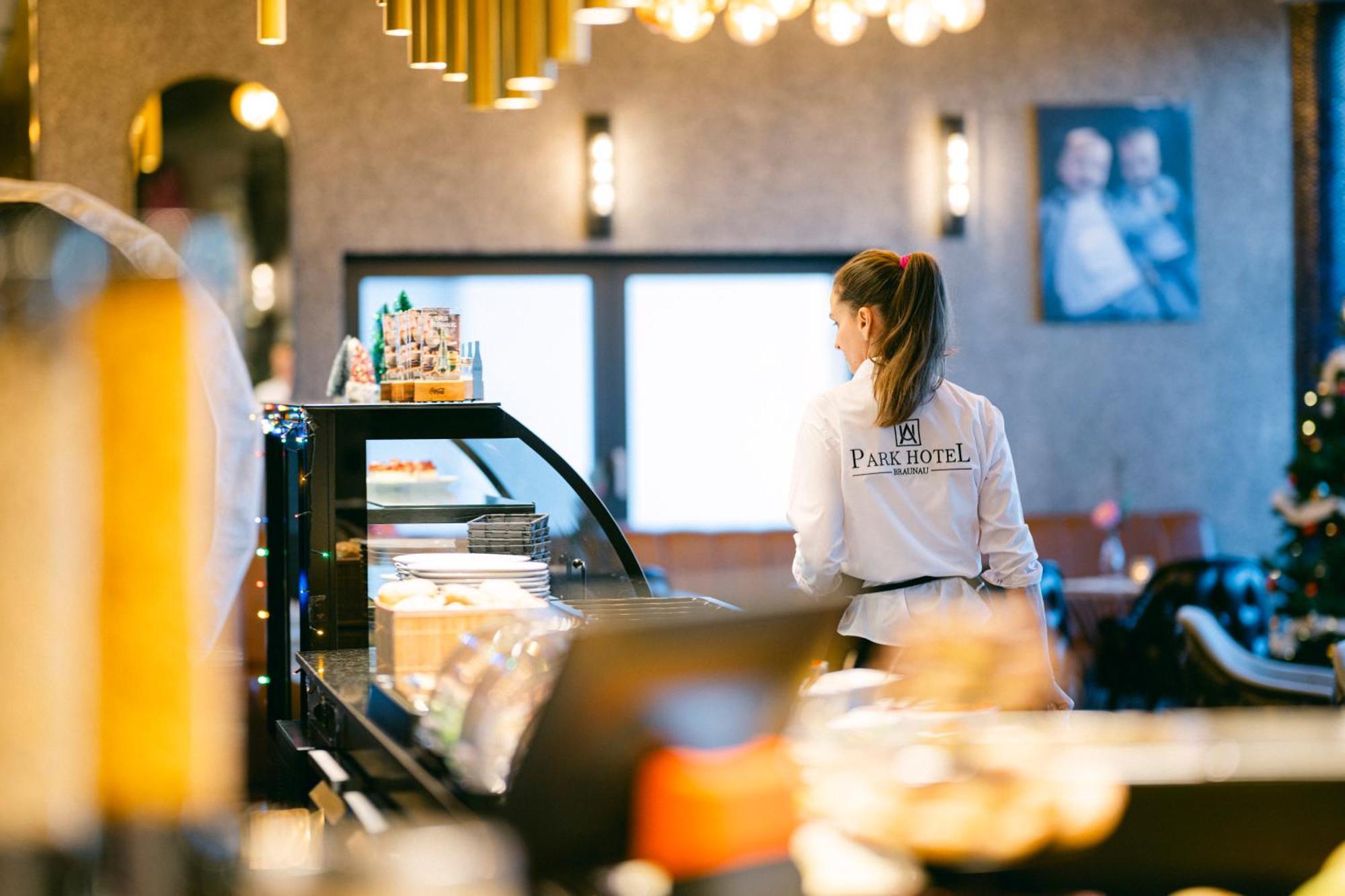 Parkhotel Braunau - 24 Stunden Self Check-In Braunau am Inn Ngoại thất bức ảnh